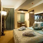 Cadence Design Hotel